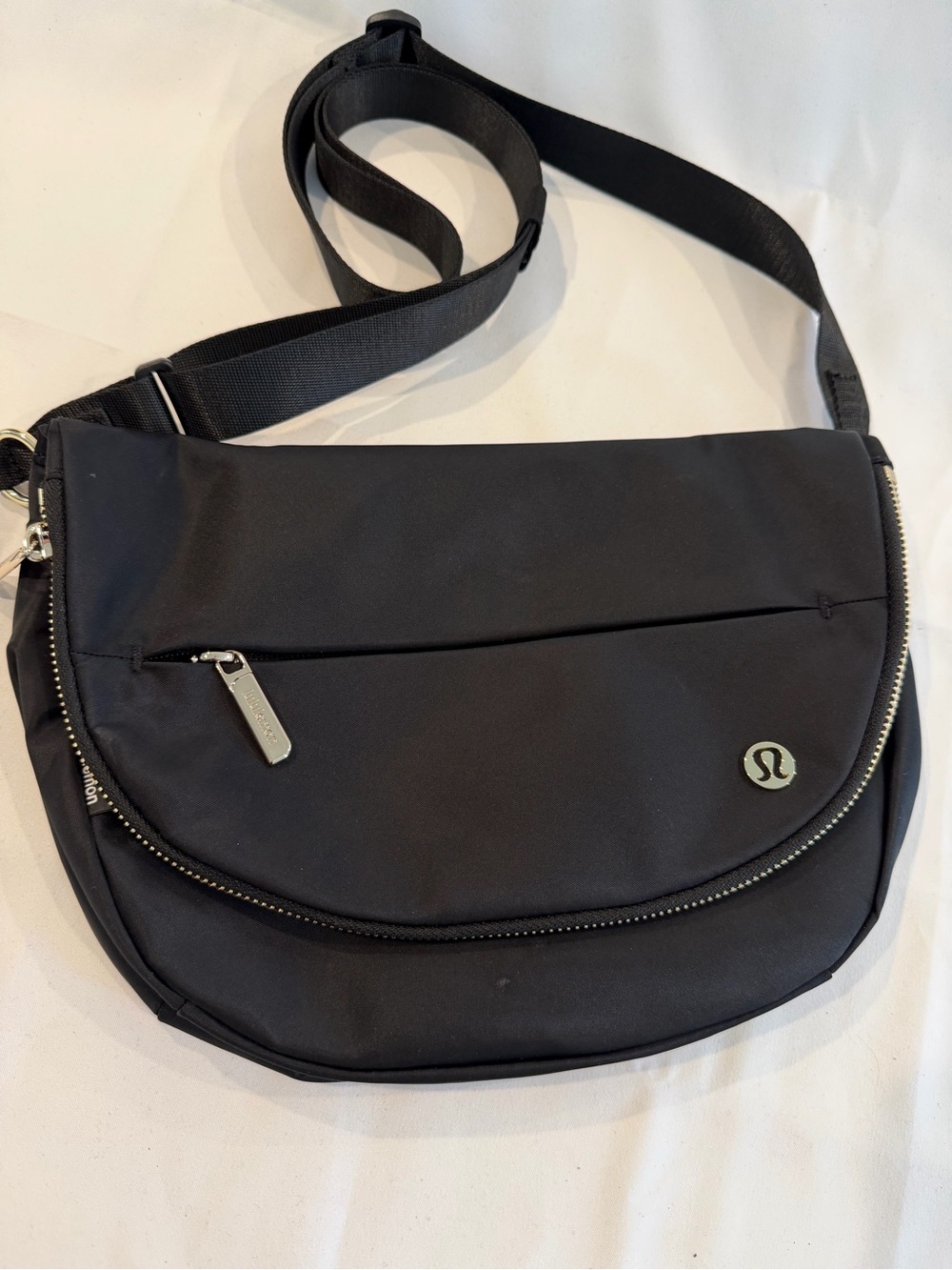 lululemon athletica Black Messenger Crossbody Bag